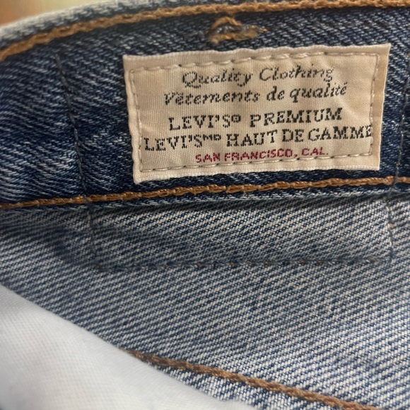 Levi’s distressed high-rise jean shorts - Picture 2 of 5